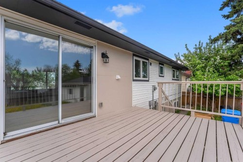 214 Rundleview Close Ne, Calgary, AB - Outdoor With Deck Patio Veranda With Exterior