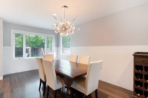 51 Wimbledon Drive Sw, Calgary, AB - Indoor Photo Showing Dining Room