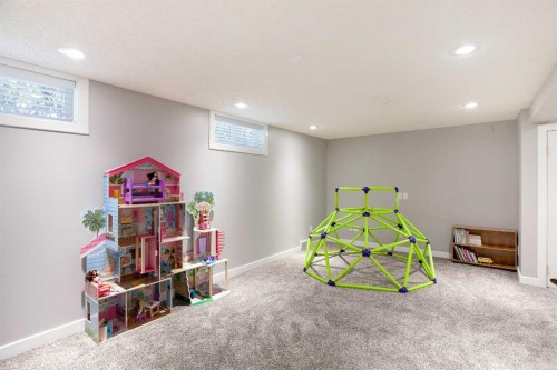 51 Wimbledon Drive Sw, Calgary, AB - Indoor Photo Showing Basement