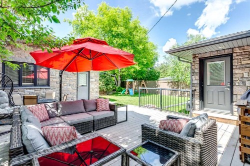 51 Wimbledon Drive Sw, Calgary, AB - Outdoor With Deck Patio Veranda
