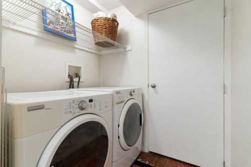 14 Montrose Crescent Ne, Calgary, AB - Indoor Photo Showing Laundry Room