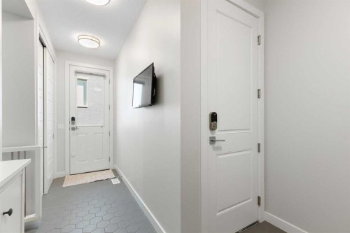 143 Marina Landing Se, Calgary, AB - Indoor Photo Showing Other Room
