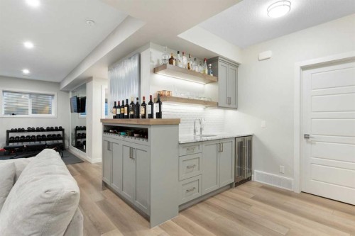 143 Marina Landing Se, Calgary, AB - Indoor