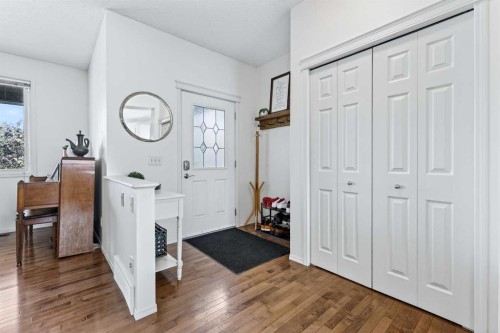 261 Copperstone Terrace Se, Calgary, AB - Indoor Photo Showing Other Room