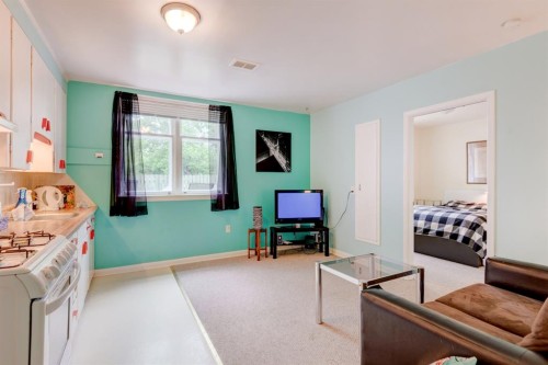2511 15A Street Sw, Calgary, AB - Indoor