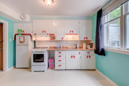 2511 15A Street Sw, Calgary, AB - Indoor