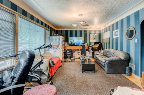 2511 15A Street Sw, Calgary, AB - Indoor