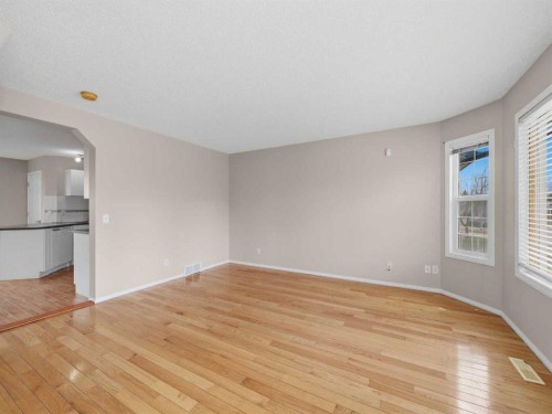 128 Taradale Drive Ne, Calgary, AB - Indoor