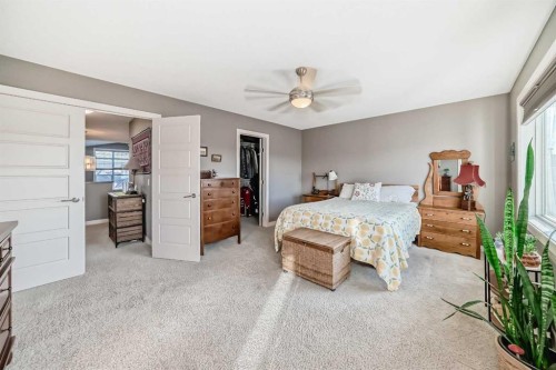 93 Williamstown Green Nw, Airdrie, AB - Indoor Photo Showing Bedroom