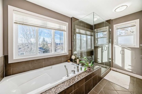 93 Williamstown Green Nw, Airdrie, AB - Indoor Photo Showing Bathroom