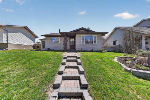 158 Ranch Glen Drive Nw, Calgary, AB 