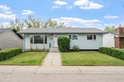 240 Lynnview Way SE Calgary, AB T2C 1T6