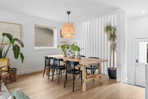 240 Lynnview Way Se, Calgary, AB - Indoor Photo Showing Dining Room