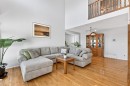 29 Sundown Way Se, Calgary, AB  - Indoor Photo Showing Living Room 