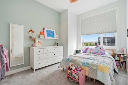 2003 40 Avenue Sw, Calgary, AB 
