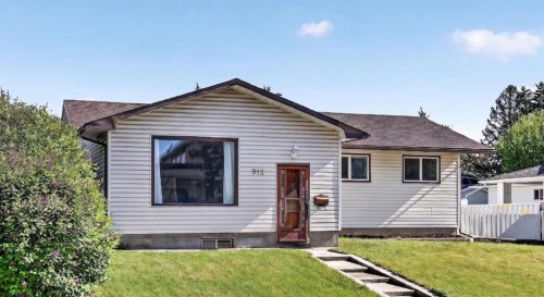 912 Stonehaven Road Sw, Calgary, AB 