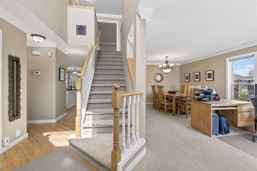 185 Shawbrooke Green Sw, Calgary, AB - Indoor Photo Showing Other Room
