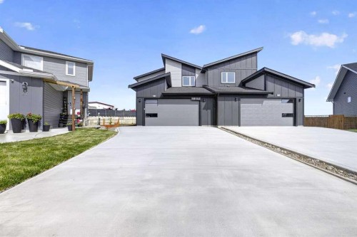 26B Poplar Ridge Close, Didsbury, AB - Outdoor