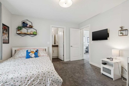 2015 Brightoncrest Green Se, Calgary, AB - Indoor Photo Showing Bedroom