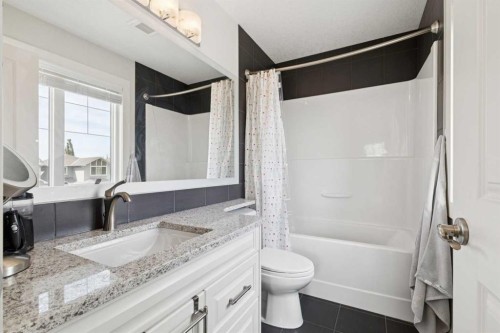 2015 Brightoncrest Green Se, Calgary, AB - Indoor Photo Showing Bathroom