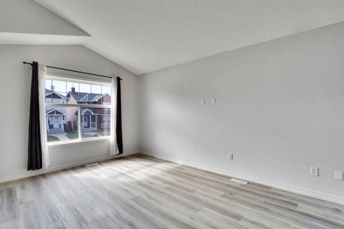 71 Saddlemont Road Ne, Calgary, AB 