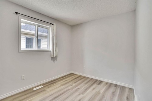 71 Saddlemont Road Ne, Calgary, AB 