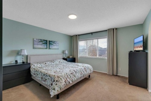 104 Prestwick Street Se, Calgary, AB - Indoor Photo Showing Bedroom