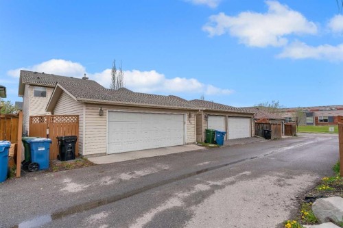 104 Prestwick Street Se, Calgary, AB - Outdoor