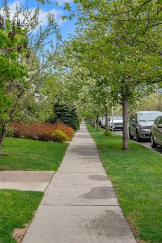 104 Prestwick Street Se, Calgary, AB - Outdoor