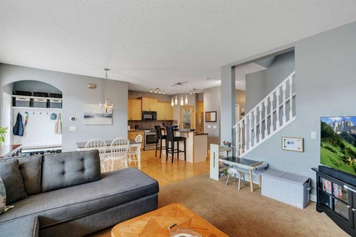 104 Prestwick Street Se, Calgary, AB - Indoor Photo Showing Living Room