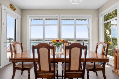 54 Auburn Sound Place Se, Calgary, AB - Indoor Photo Showing Dining Room