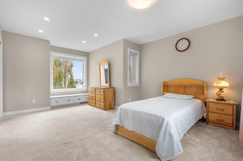 54 Auburn Sound Place Se, Calgary, AB - Indoor Photo Showing Bedroom