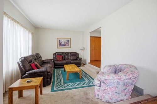 56 Whitworth Place Ne, Calgary, AB - Indoor Photo Showing Living Room