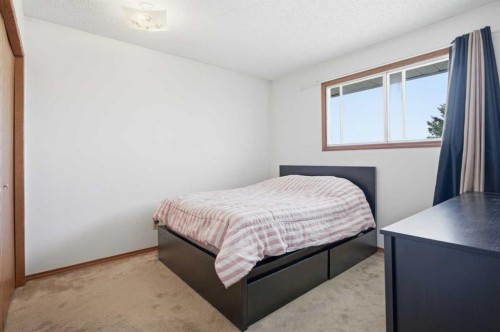56 Whitworth Place Ne, Calgary, AB - Indoor Photo Showing Bedroom