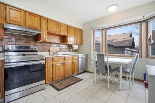 56 Whitworth Place Ne, Calgary, AB - Indoor Photo Showing Kitchen