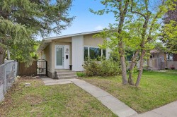6322 37 Street SW Calgary, AB T3E 5M8