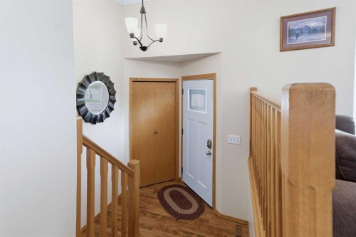 4318 60 Avenue, Innisfail, AB - Indoor Photo Showing Other Room