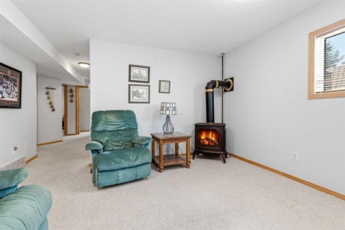 4318 60 Avenue, Innisfail, AB - Indoor