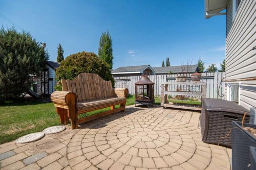 4318 60 Avenue, Innisfail, AB - Outdoor With Deck Patio Veranda