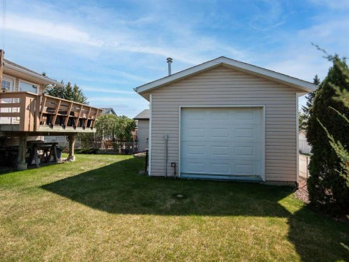 4318 60 Avenue, Innisfail, AB - Outdoor