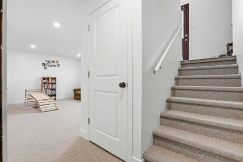 437 Maplewood Se, Diamond Valley, AB - Indoor Photo Showing Other Room