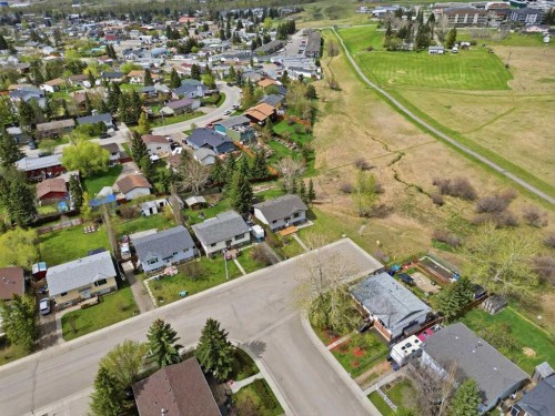 437 Maplewood Se, Diamond Valley, AB - Outdoor With View