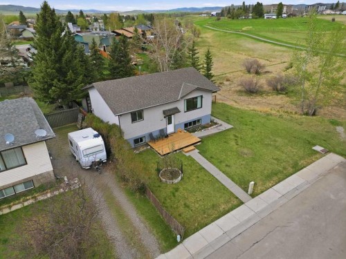 437 Maplewood Se, Diamond Valley, AB - Outdoor With View