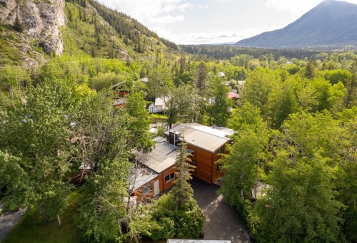 22 Fortress Mountain Way, Exshaw, AB 