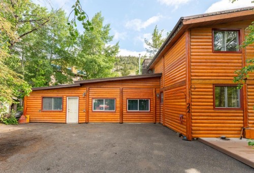 22 Fortress Mountain Way, Exshaw, AB 