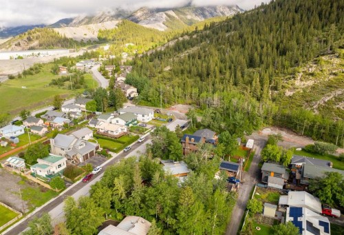 22 Fortress Mountain Way, Exshaw, AB 