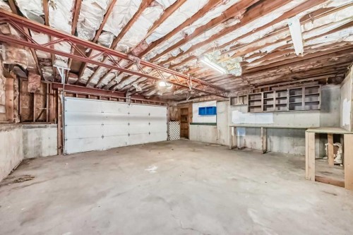 4308 55 Street Ne, Calgary, AB - Indoor Photo Showing Garage