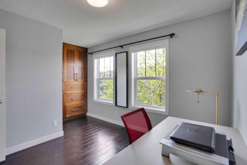 145 Marquis Common Se, Calgary, AB - Indoor Photo Showing Office
