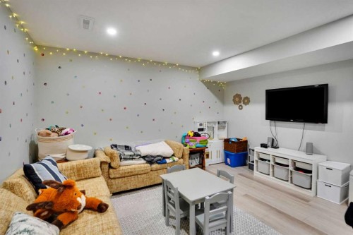 145 Marquis Common Se, Calgary, AB - Indoor