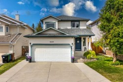 44 Tuscarora Place NW Calgary, AB T3L 2G1